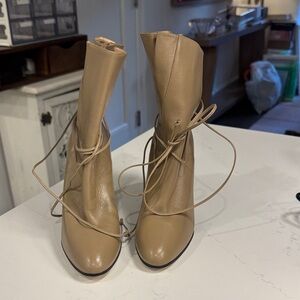 Gucci Taupe Heeled Boot size 37. Brand new, authentic never worn